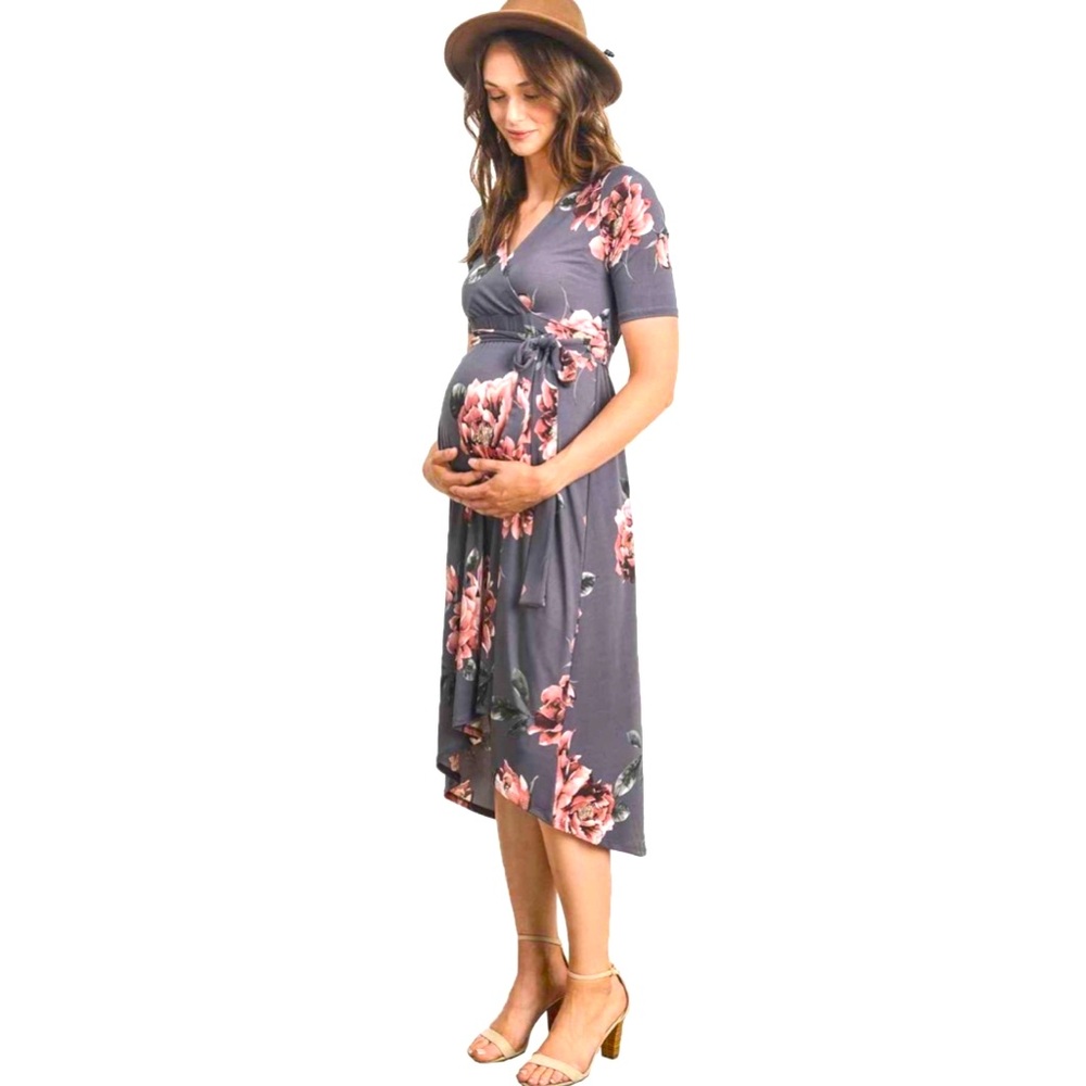 Wrap style maternity floral dress.